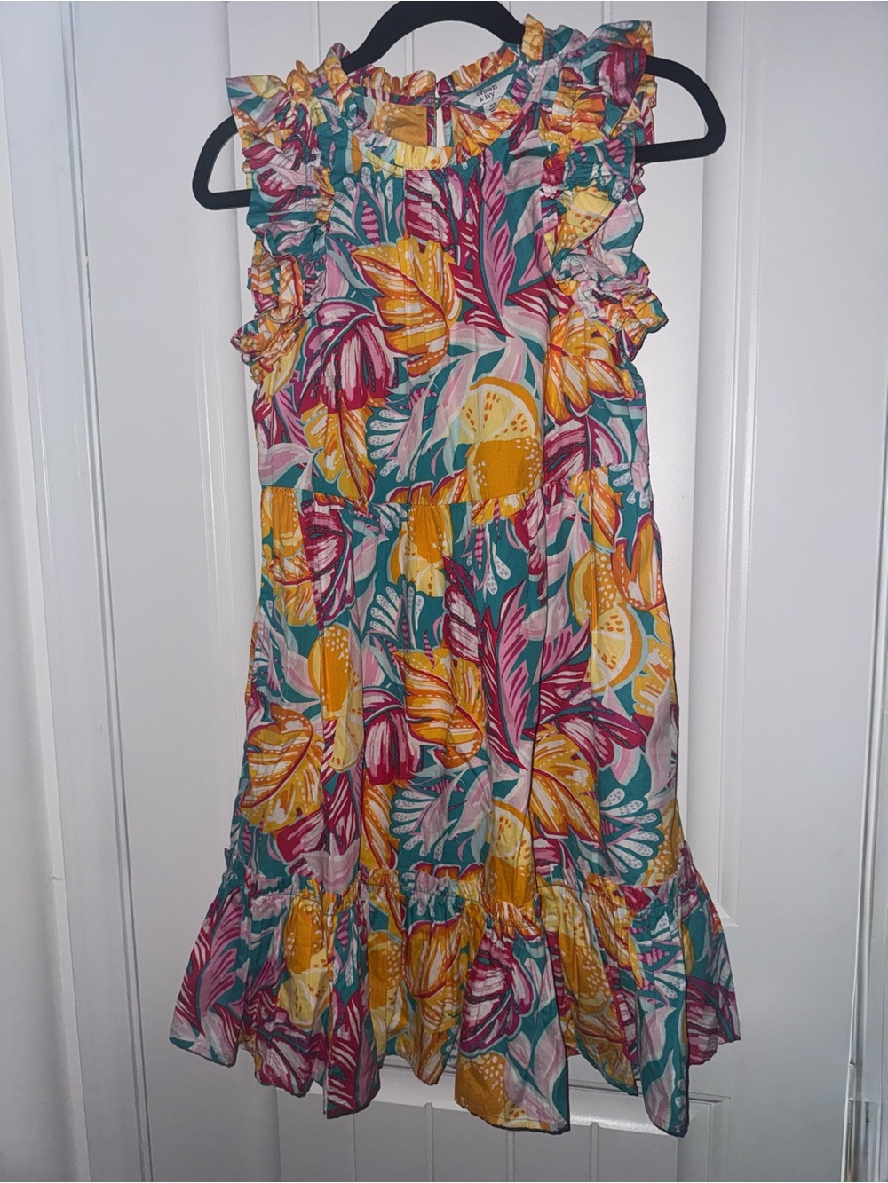 Crown & Ivy Tropical Floral Ruffle Midi Dress XS